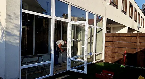 Скління веранди вікнами WDS