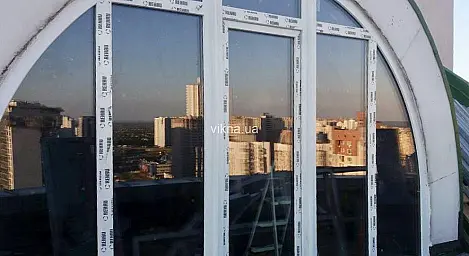 Арочні вікна Rehau - головне фото